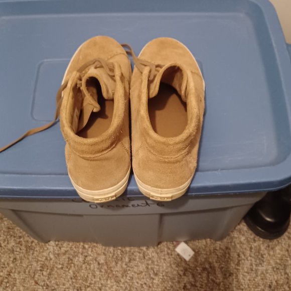 Tom's leather boat sneakers size 12M or Regular. color Tan. - Picture 6 of 7